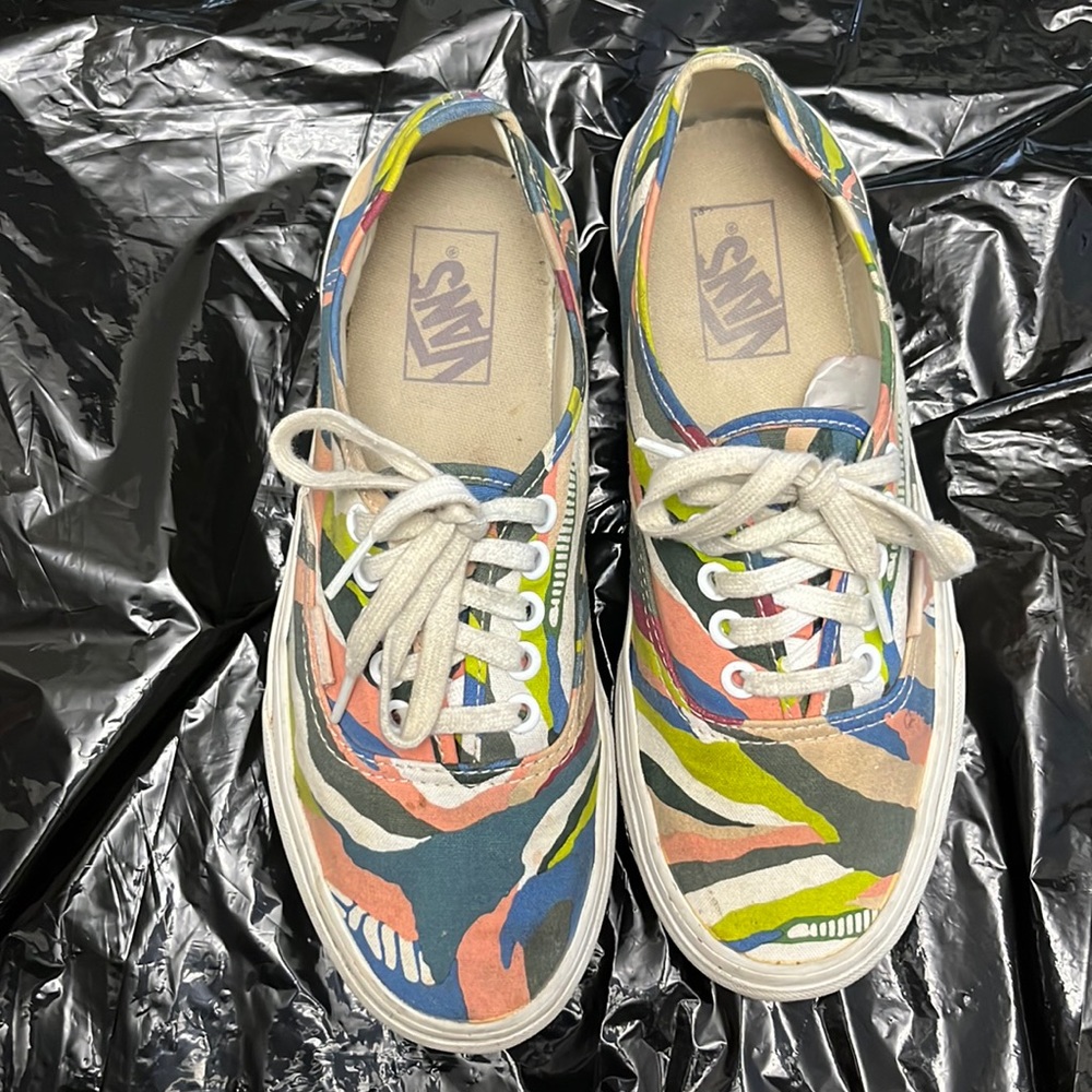Womens Sneaker